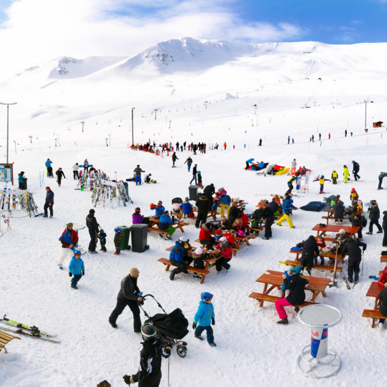 hlidarfjall-1516-001