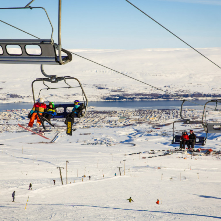 hlidarfjall-1516-009