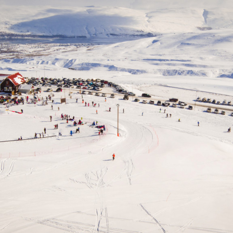 hlidarfjall-1516-079