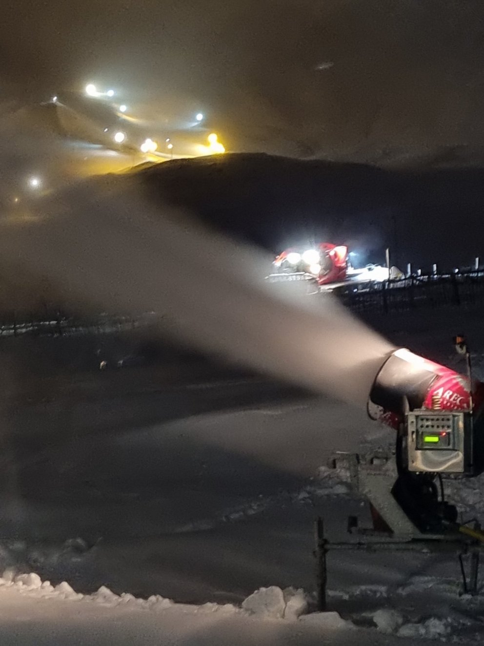 Fjallið opnar 16. des!