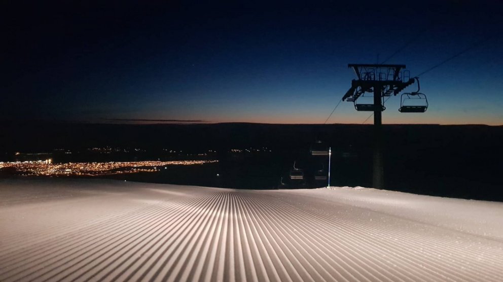 Aðstæður eru býsna góðar í fjallinu