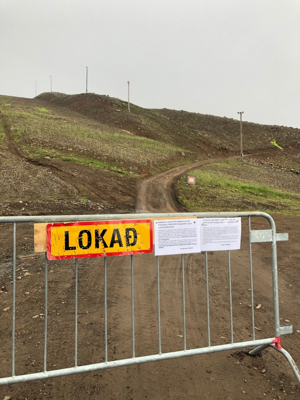 Lokað fyrir umferð allra vegfarenda ofan Strýtuskála í Hlíðarfjalli frá og með 6. ágúst vegna framkv…