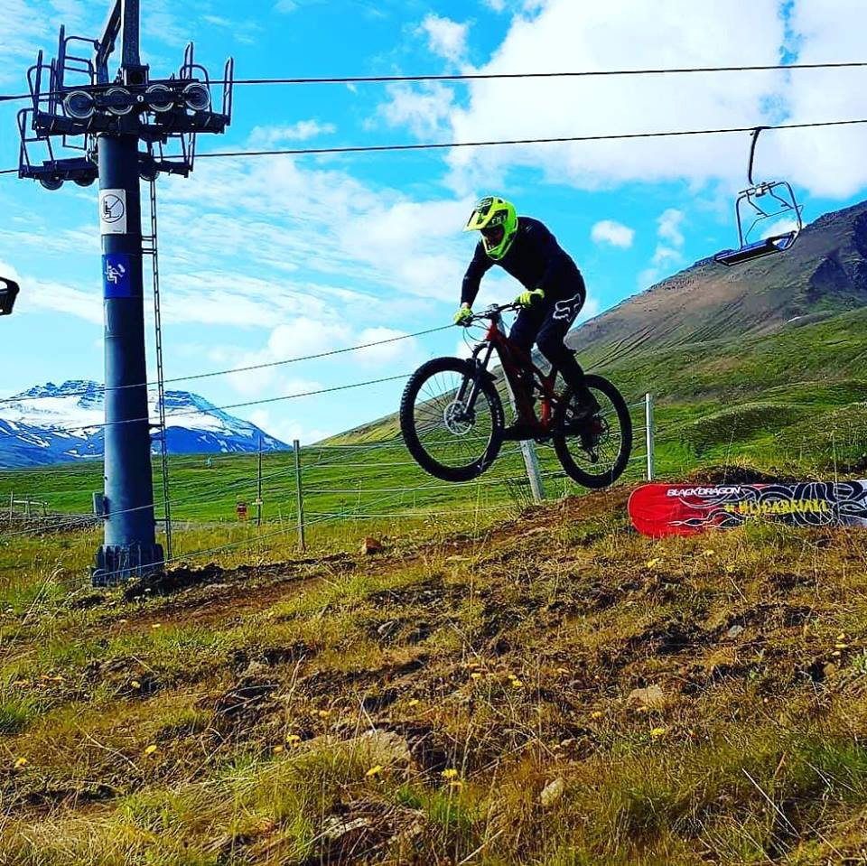 Sumaropnun hefur gengið vel og margir gestir heimsótt okkur. En nú fer hver að verða síðastur aðeins…